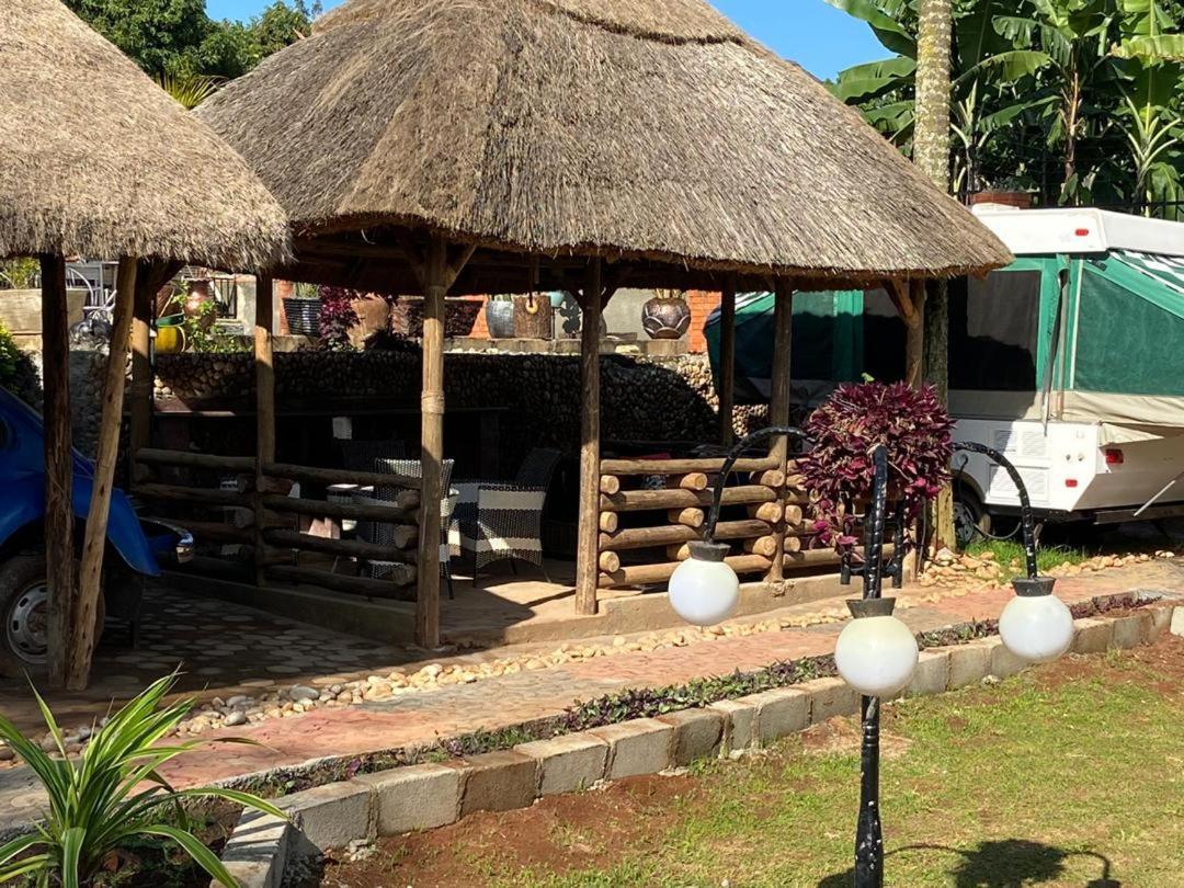 Lake Victoria Country Home Entebbe Exterior photo