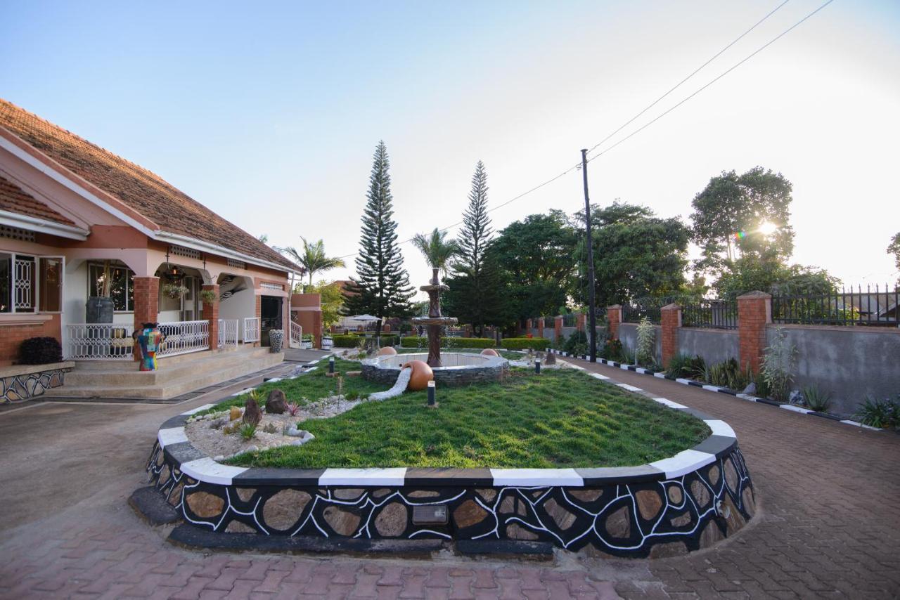 Lake Victoria Country Home Entebbe Exterior photo